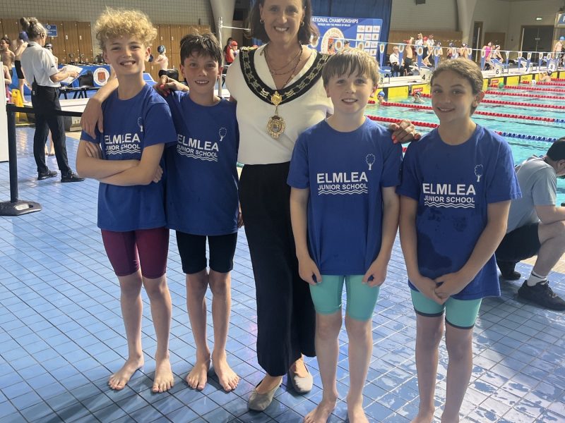 The successful swim relay team from Elmlea Junior School met former world champion swimmer Karen Pickering at a national contest in Sheffield.